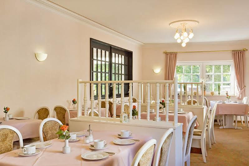 Hotel Heuboden Umkirch Extérieur photo